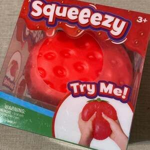 Squeezy Jumbo Strawbunny Sensory Toy - New